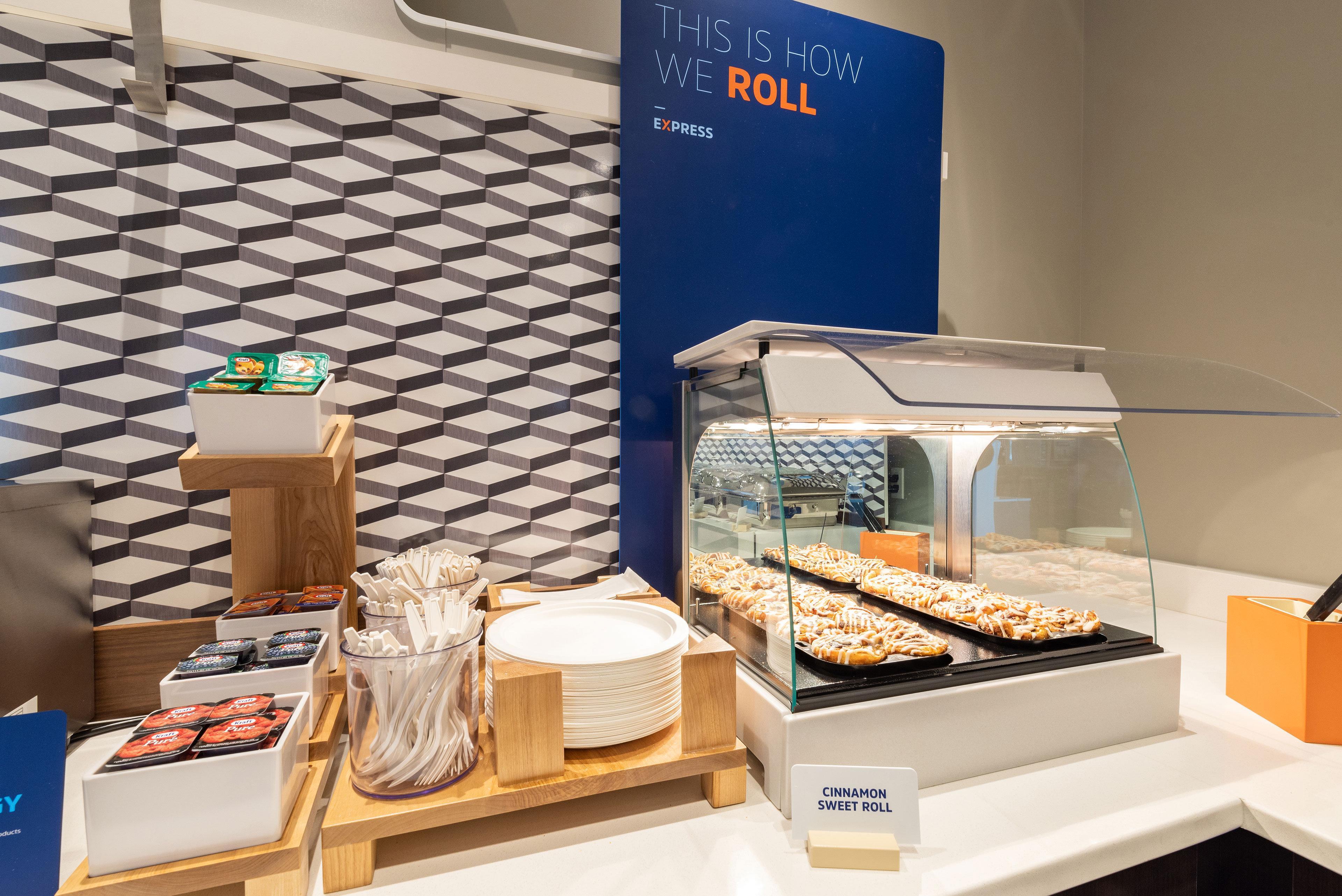 Express & By Ihg Bentonville